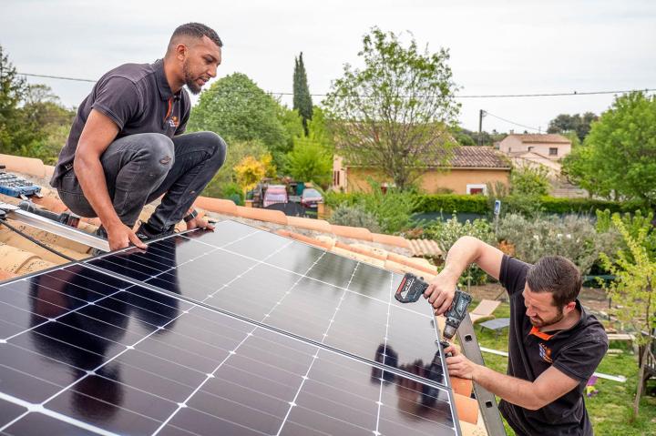 Les panneaux photovoltaïques, c’est une solution énergétique fiable, écologique et économique pour un avenir meilleur