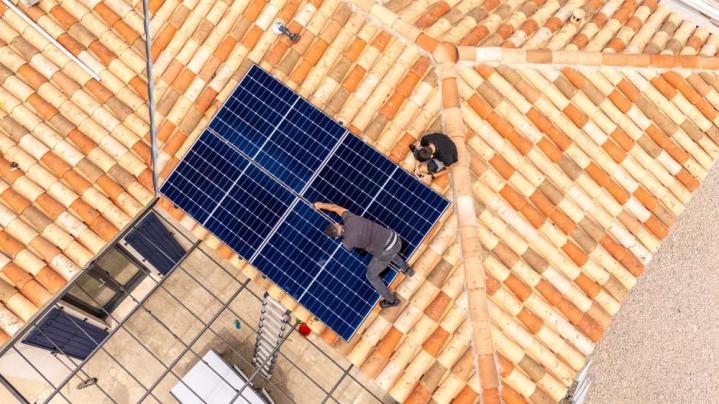 Pose de panneaux photovoltaïque Aix-en-Provence